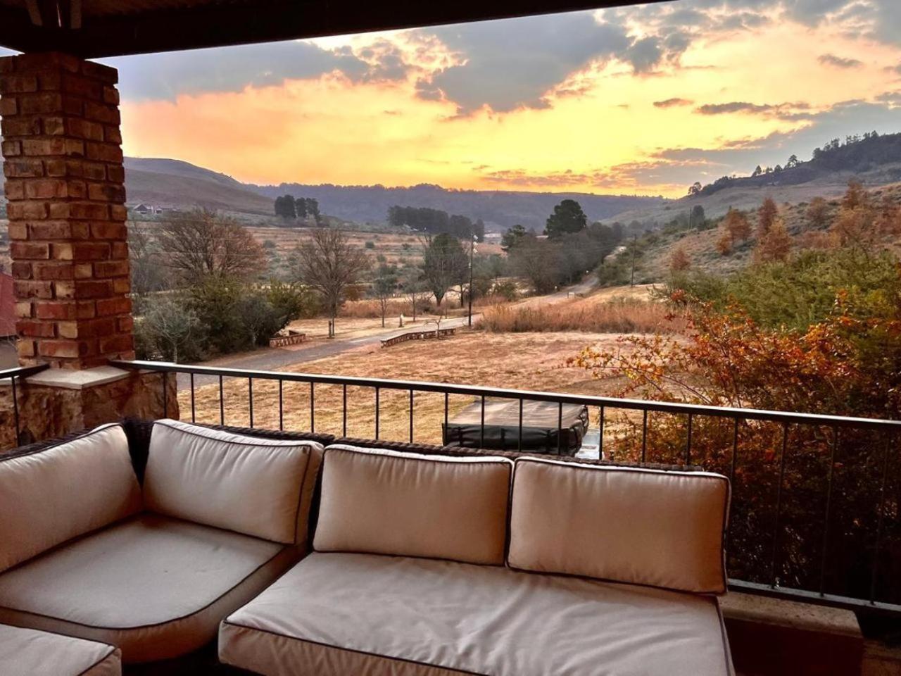 Stone Creek Mountain Lodge Dullstroom Dış mekan fotoğraf